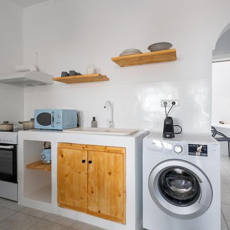 Blackrock Suites Karterados  Luaran gambar