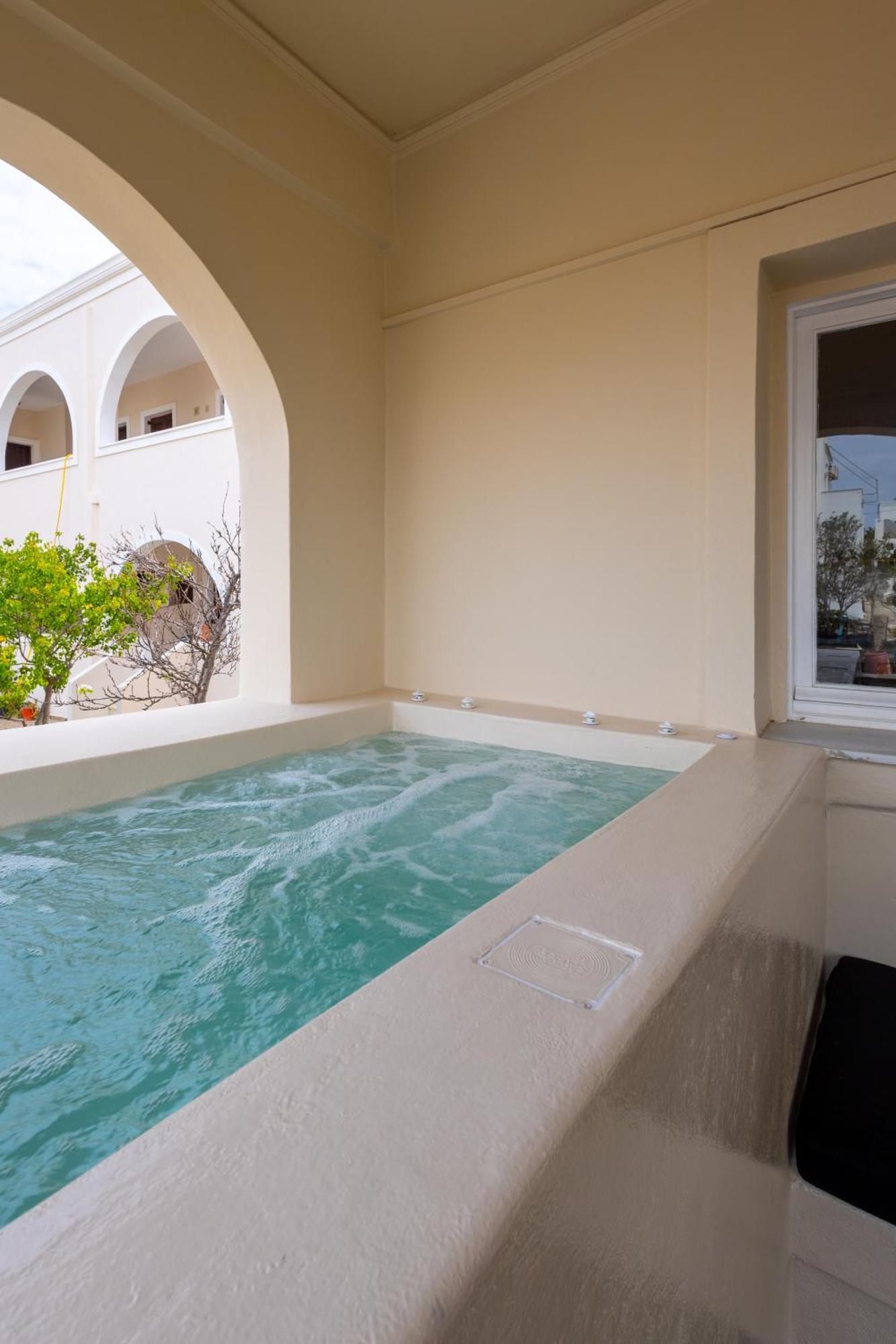 Blackrock Suites Karterados  Luaran gambar